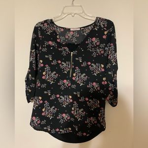 Black Flower blouse with front zipper
